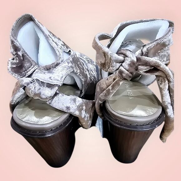 NIB Very Volatile Los Angeles Platform Sandels Shoes Kimbra Style Size 8 Taupe - Picture 4 of 12